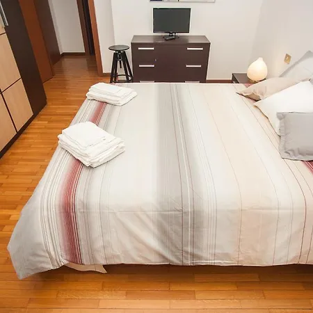 Apartment In Corso Genova Milan