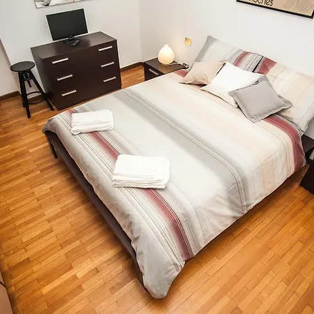 Apartment In Corso Genova Milan